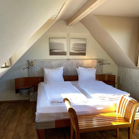 T Huuske Tuinappartement Met Fantastisch Uitzicht, Nabij Zee Zonnemaire Екстер'єр фото