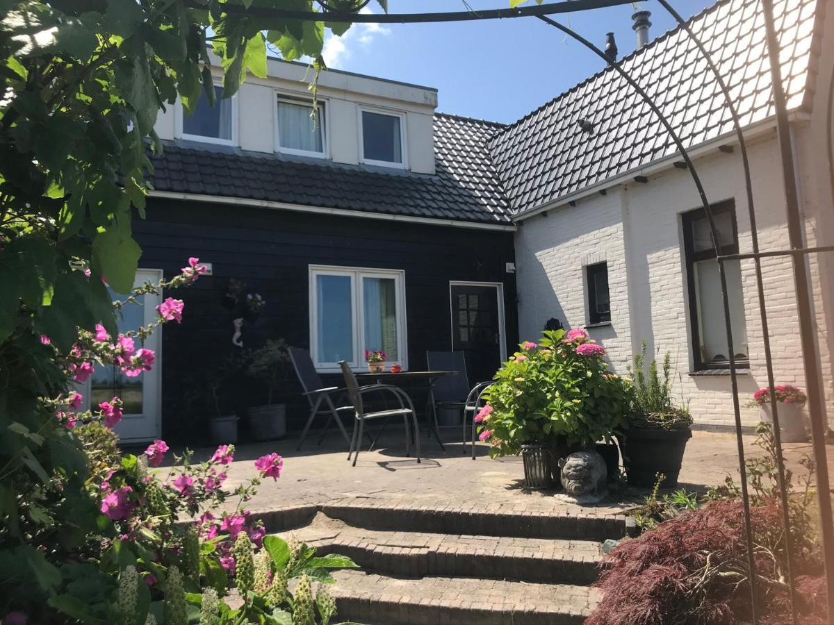 T Huuske Tuinappartement Met Fantastisch Uitzicht, Nabij Zee Zonnemaire Екстер'єр фото